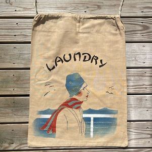 Perfect condition! Vintage laundry sack from the 40’s!